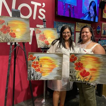 Pinot's Palette - Paint & Sip Near Me - Las Vegas, Nevada Pinot's Palette - Paint & Sip Near Me - Las Vegas, Nevada