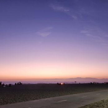 Dockweiler RV Park - RV Parks Near Me - Playa Del Rey, California