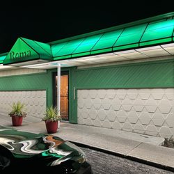 Roma Pizzeria & Restaurant - Outside.
