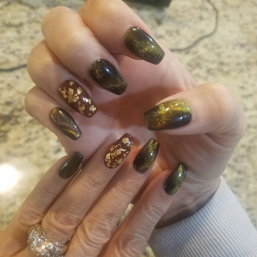 Nail Tech - Nail Salons Near Me - Henderson, Nevada