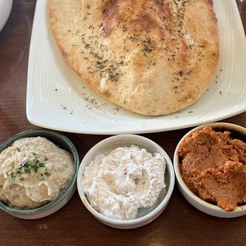 Amoura Restaurant - House Baked Pita - Mediterranean Near Me - South San Francisco, California