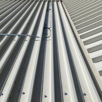 Premium Lawn & Landscapes - Exposed electrical on top of the patio cover - Landscaping Near Me - Sparks, Nevada Premium Lawn & Landscapes - Exposed electrical on top of the patio cover - Landscaping Near Me - Sparks, Nevada