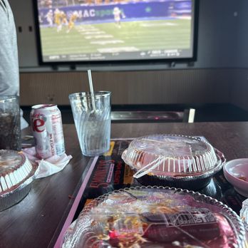 5 Monkeys - Sports Bars Near Me - San Antonio, Texas