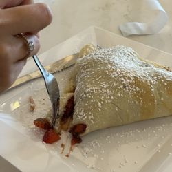 Crepe Escape - Nutella and strawberry no chocolate drizzle