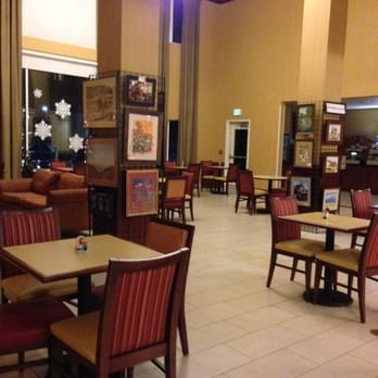 Holiday Inn Express & Suites Minden - The dining area for breakfast...during the rest of the day, they offer hot cocoa, coffee, tea and cookies for free. - Hotels Near Me - Minden, Nevada