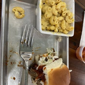 Pop’s Smoke Shed - This was the child's pulled pork sliders. Came with 2 sandwiches and chose Mac n cheese for side. - Food Trucks Near Me - Big Pine Key, Florida Pop’s Smoke Shed - This was the child's pulled pork sliders. Came with 2 sandwiches and chose Mac n cheese for side. - Food Trucks Near Me - Big Pine Key, Florida