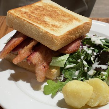 HARBS SoHo - BLT with more bacon - Bakeries Near Me - New York, New York
