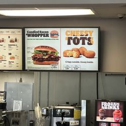 Burger King - Canoed bacon whopper and cheesy tots