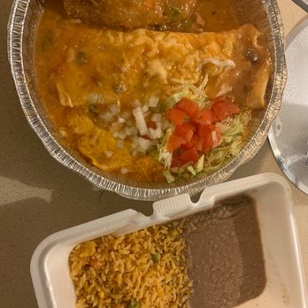Las Palmeras Mexican Restaurant - 8 Combo Standard with side of rice and beans - Mexican Near Me - Longmont, Colorado Las Palmeras Mexican Restaurant - 8 Combo Standard with side of rice and beans - Mexican Near Me - Longmont, Colorado