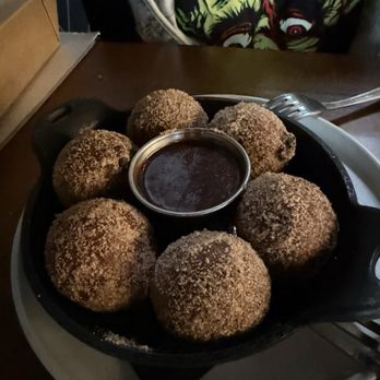 Messina - dessert donuts!! - Italian Near Me - Seattle, Washington Messina - dessert donuts!! - Italian Near Me - Seattle, Washington