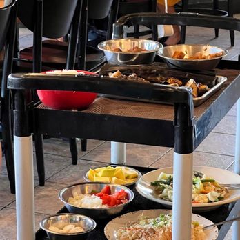 Villa Manila - Kamayan seafood - Filipino Near Me - National City, California