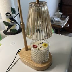 Viva Kandle Bar - My mom's candle. I purchased the heat lamp (Amazon) because she can not have a lite candle at here home