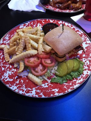 McKenzies Bar & Grill by null