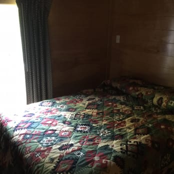 Cedar Point's Lighthouse Point - Bedroom - RV Parks Near Me - Sandusky, Ohio