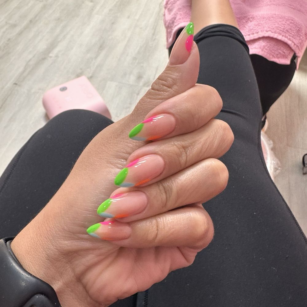 Pink Studio - Nail Salons Near Me - Coral Gables, Florida