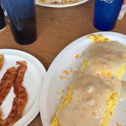 Wilton Cafe - BG Rollies. Arlos Mess