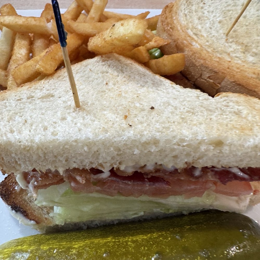 Creekside Cafe - BLT - Breakfast & Brunch Near Me - New Hartford, New York