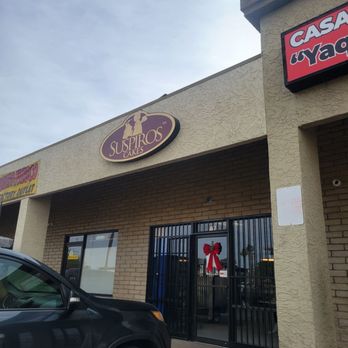 Suspiros Cakes - the outside of a restaurant - Desserts Near Me - Mesa, Arizona