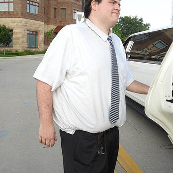 Corporate Classic Limousine - Sloppy looking driver - Airport Shuttles Near Me - Mishawaka, Indiana Corporate Classic Limousine - Sloppy looking driver - Airport Shuttles Near Me - Mishawaka, Indiana
