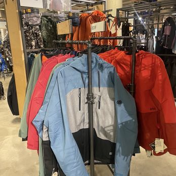 REI - Outdoor Gear Near Me - Boston, Massachusetts