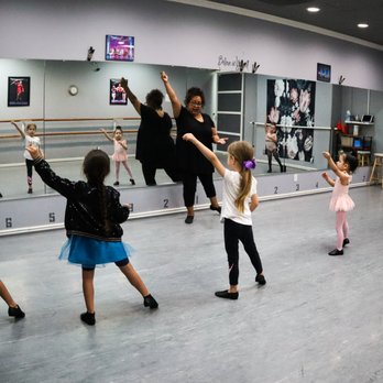 The Looking Glass Studio - Performing Arts Near Me - Redlands, California