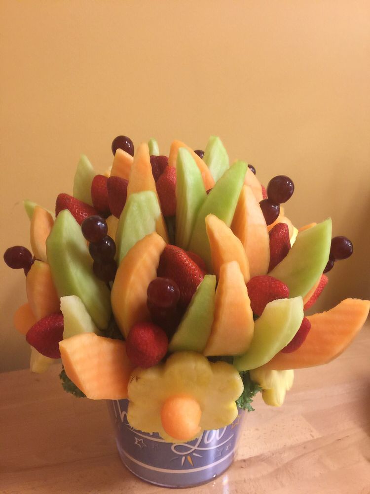 EDIBLE ARRANGEMENTS Updated August 2024 5760 Highway 153, Hixson