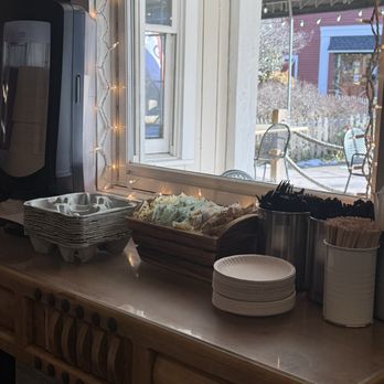 Deviant Donuts - Condiment table - Donuts Near Me - Mystic, Connecticut