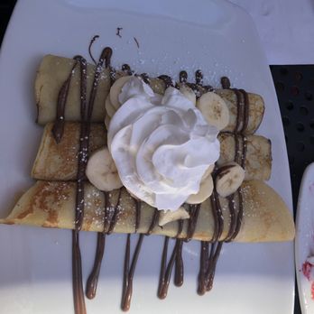 Broken Yolk Cafe - nutella crepe isn't crap - Breakfast & Brunch Near Me - Costa Mesa, California Broken Yolk Cafe - nutella crepe isn't crap - Breakfast & Brunch Near Me - Costa Mesa, California