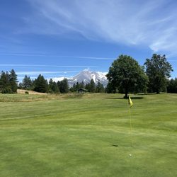 Weed Golf Club
