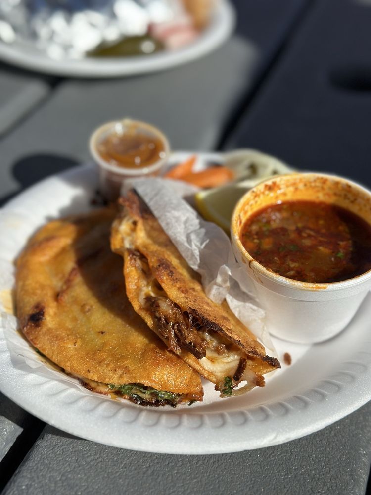 Tacos Dona Chula Logo