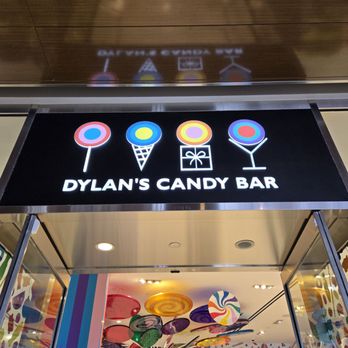 Dylan’s Candy Bar - Signage - Candy Stores Near Me - New York, New York