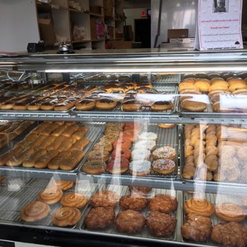 Jugos y Liquados Los Gavilanes - a display case full of donuts - Mexican Near Me - Everett, Washington Jugos y Liquados Los Gavilanes - a display case full of donuts - Mexican Near Me - Everett, Washington
