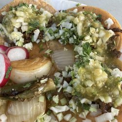 Taco Food Truck - Asada tacos with everything