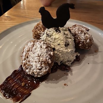 Yardbird Table & Bar - Deep fried Oreos - Southern Near Me - Miami Beach, Florida Yardbird Table & Bar - Deep fried Oreos - Southern Near Me - Miami Beach, Florida