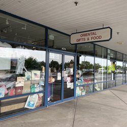 Oriental Gifts & Food - Entrance