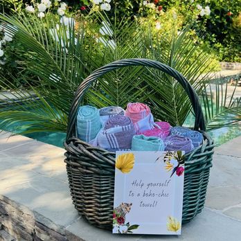 A La Modon Events - Turkish towels as a party favor! - Wedding Planning Near Me A La Modon Events - Turkish towels as a party favor! - Wedding Planning Near Me