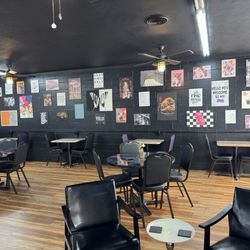 The Purple Pig Cafe - Decorating