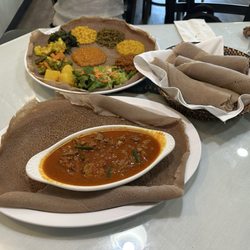 Nile Ethiopian Restaurant - Veggie Combo + Lamb Tibs + Injera