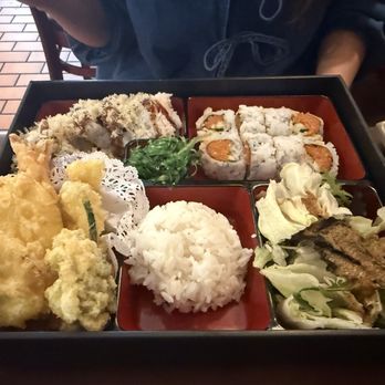 Yanagi Sushi - 3 ITEM bento with crunch roll, spicy tuna and mixed tempura - Sushi Bars Near Me - Northridge, California Yanagi Sushi - 3 ITEM bento with crunch roll, spicy tuna and mixed tempura - Sushi Bars Near Me - Northridge, California