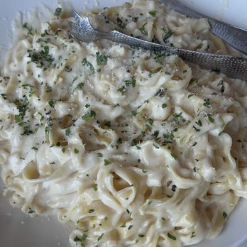 Dosalas - Fettuccine Alfredo - Latin American Near Me - Vancouver, Washington Dosalas - Fettuccine Alfredo - Latin American Near Me - Vancouver, Washington