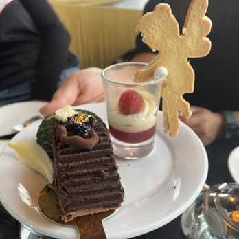 Aqua Shard - British Near Me - London, XGL