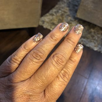 Help Nails - Nail Salons Near Me - Los Angeles, California