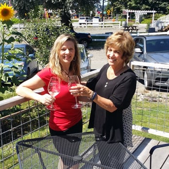 Good wine and good times @ Genoa Cellars!