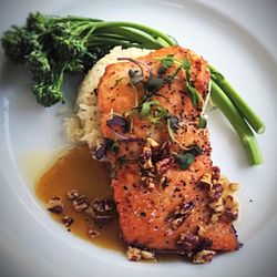 Lone Oak Bar and Grille - Honey Pecan Salmon