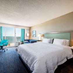 Hampton Inn Virginia Beach-Oceanfront North - Guest room