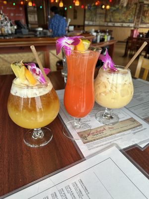 Luau Lounge by null