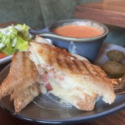 OMG Grilled Cheese