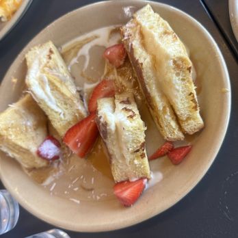 Snooze, an A.M. Eatery - OMG French toast - Breakfast & Brunch Near Me - Laguna Niguel, California Snooze, an A.M. Eatery - OMG French toast - Breakfast & Brunch Near Me - Laguna Niguel, California