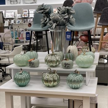 Marshalls - Department Stores Near Me - Lakeland, Florida