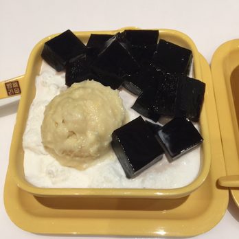 Sweethoney Dessert - Durian in vanilla frost with grass jelly - Desserts Near Me - Alhambra, California Sweethoney Dessert - Durian in vanilla frost with grass jelly - Desserts Near Me - Alhambra, California